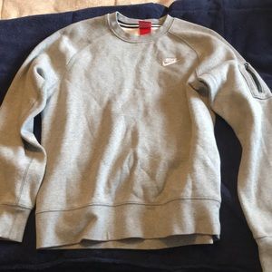 Nike crew sweatshirt